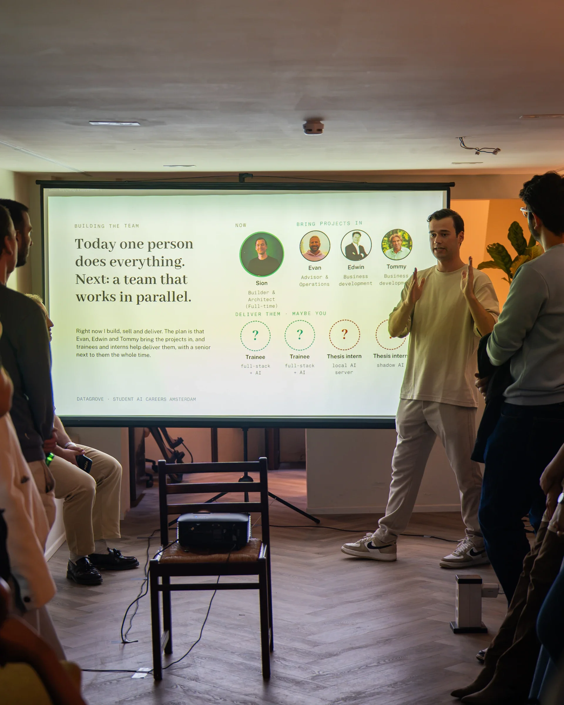 Sion Coolwijk presenting how the Datagrove team is growing